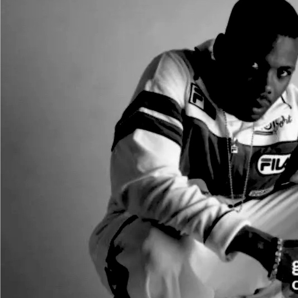 World Famous Queens Bridge long sleeve shirt all sizes available - Picture 6 of 10